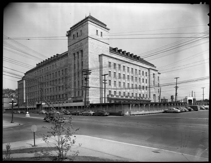 Item # 94 - Ca00 - Street Views, Buildings And Construction - Mid 1950s